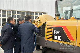 全國工程機械技術質量信息交流會行業代表參觀雷沃青島工廠 共探技術創新與質量提升之路